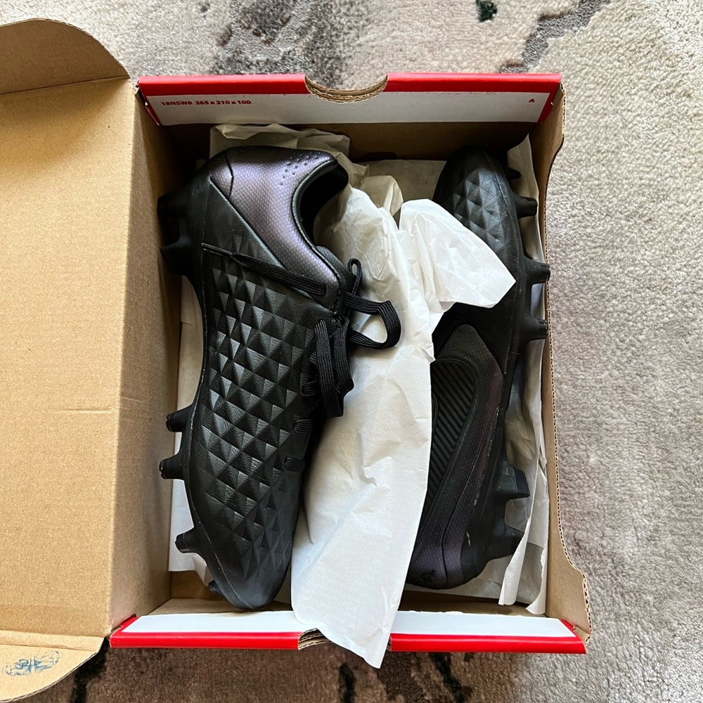 NWT/NIB Nike Soccer Cleats
